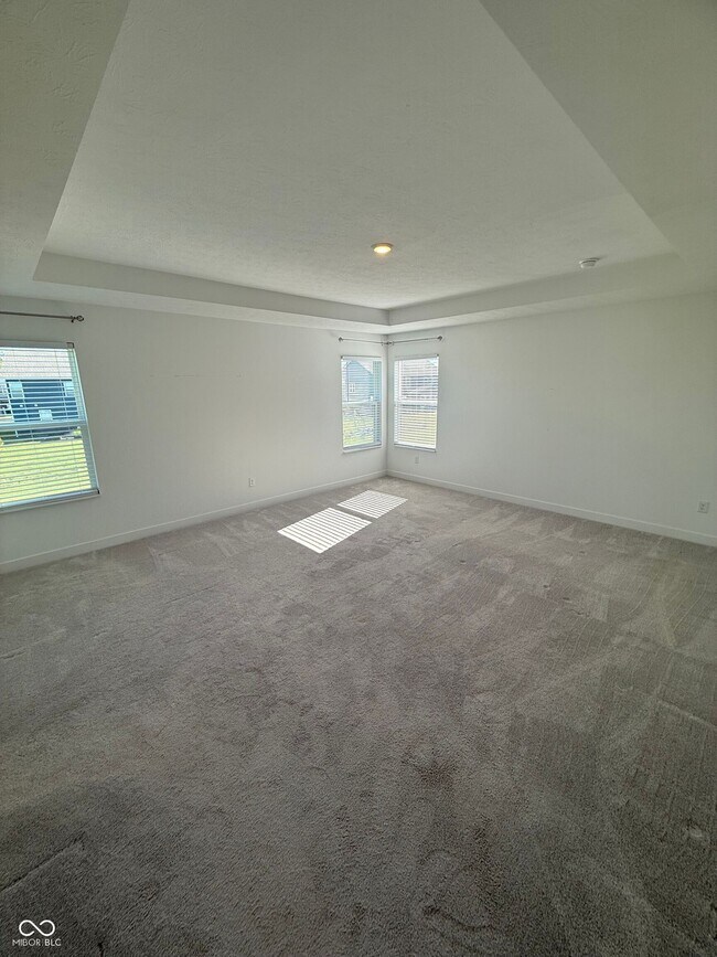 Building Photo - 1046 Elmwood Ln