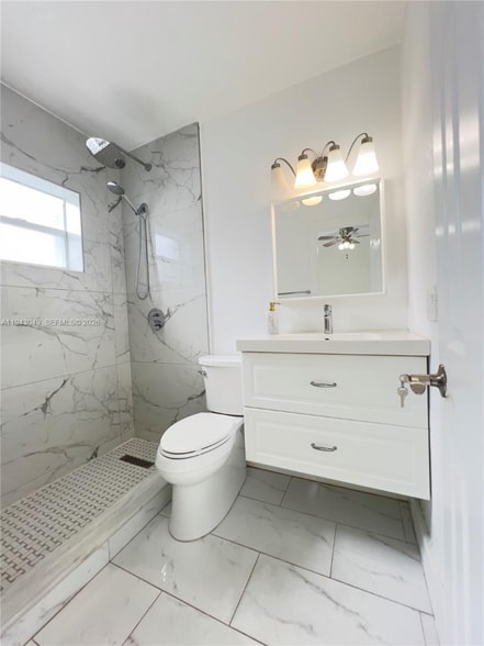 Building Photo - 2761 SW 33rd Ct