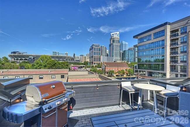 Building Photo - 1208 Minter Pl