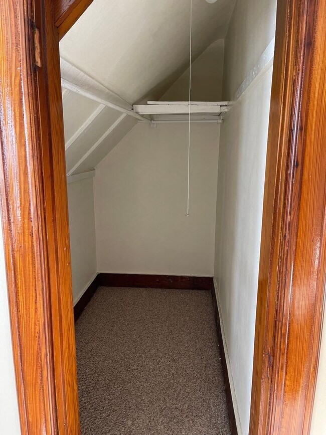 Building Photo - Cleveland Street