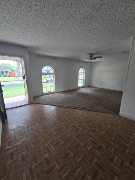 Building Photo - 124 Eleventh St