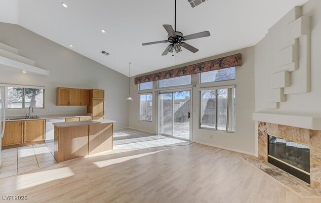 Building Photo - 7633 W Falcon Wing Ave