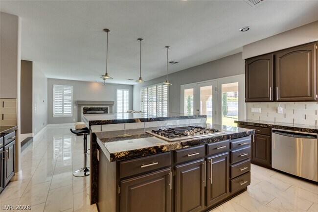 Building Photo - 152 Ultra Dr
