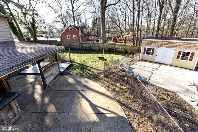 Building Photo - 722 Glenside Dr