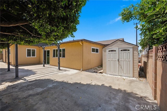 Building Photo - 1225 W Glenmere St