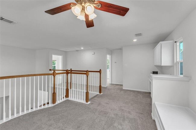 Building Photo - 5523 Santa Chase Ln