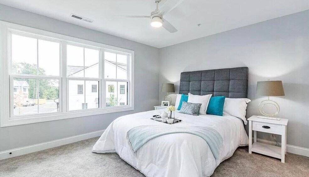 Building Photo - 6800 Milligan Way