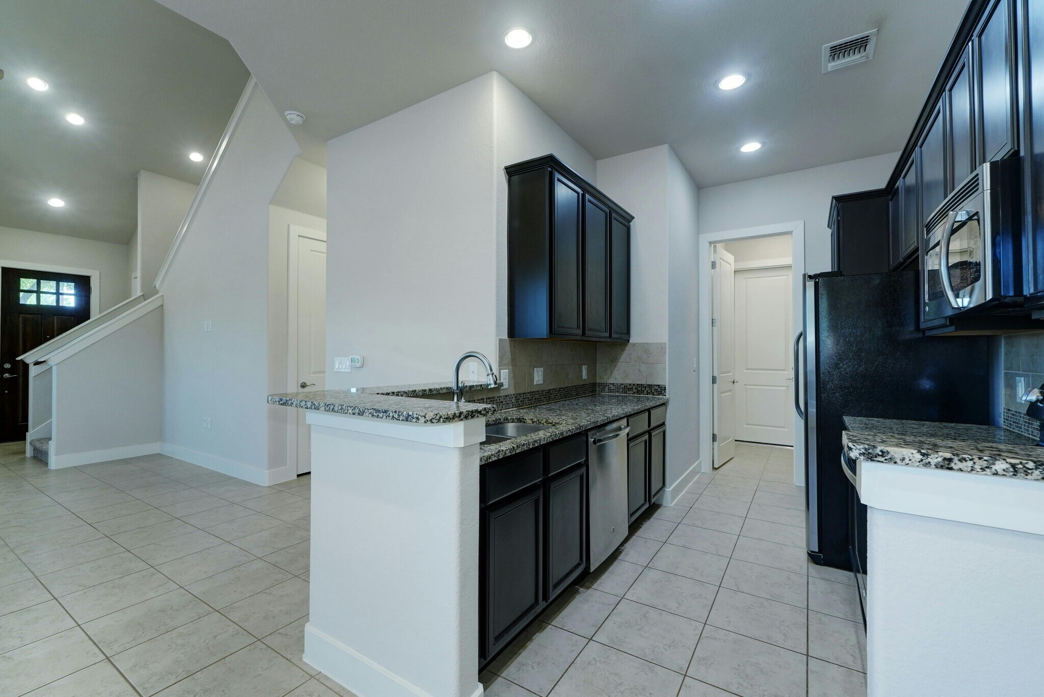 Building Photo - 3421 Blumie St