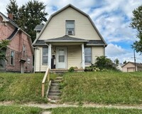 Building Photo - 2-bedroom, 1-bathroom rental located in Ea...