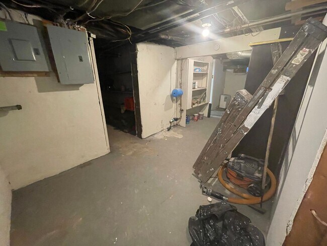 Building Photo - 1 Bed 1 Bath- Pittsburgh PA
