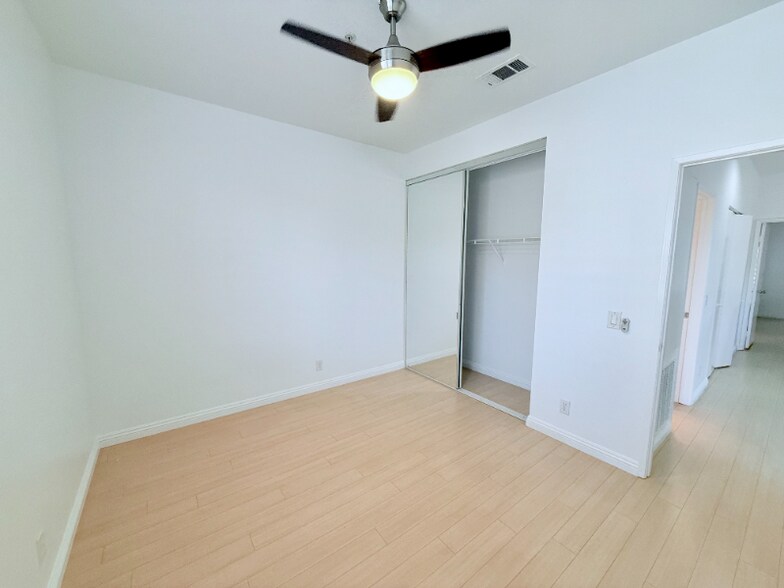 Building Photo - 109 Santa Barbara Ct