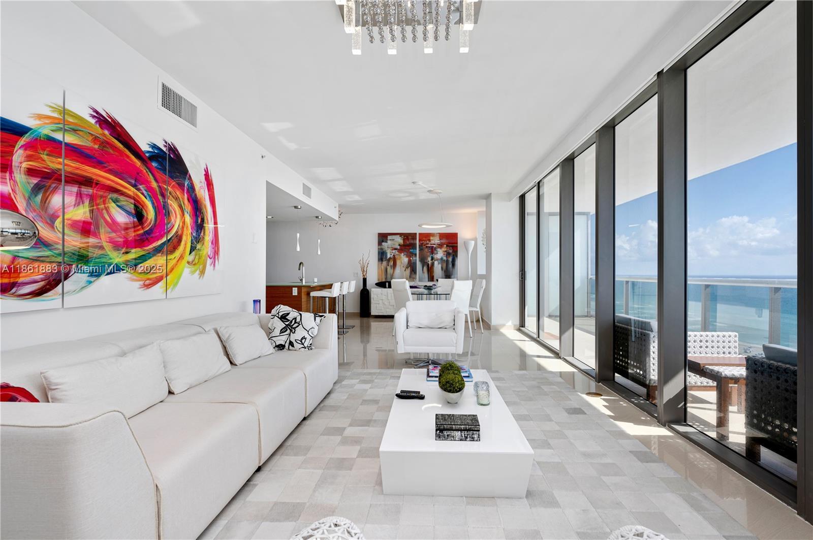 Building Photo - 5875 Collins Ave