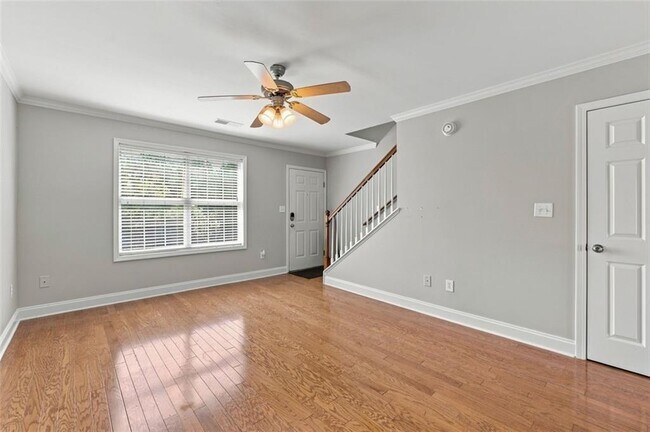 Building Photo - 105 Whitehead Rd