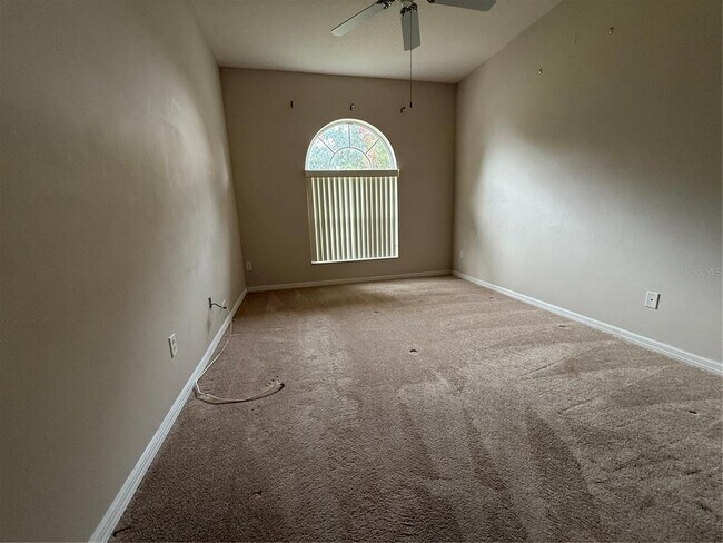 Building Photo - 4350 Hammersmith Dr