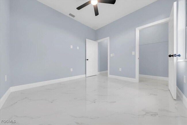 Building Photo - 3708 27th St SW