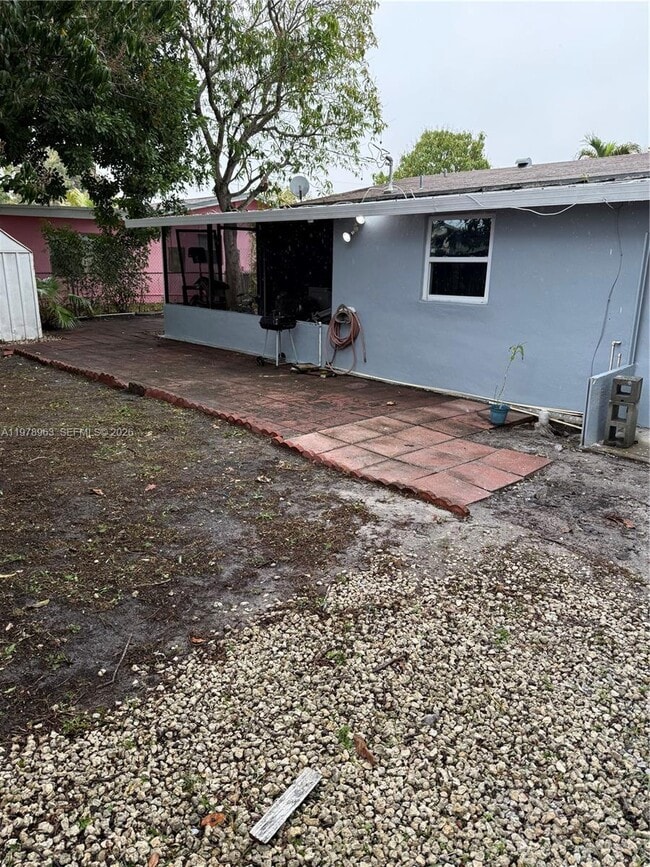 Building Photo - 710 N 66 Terrace