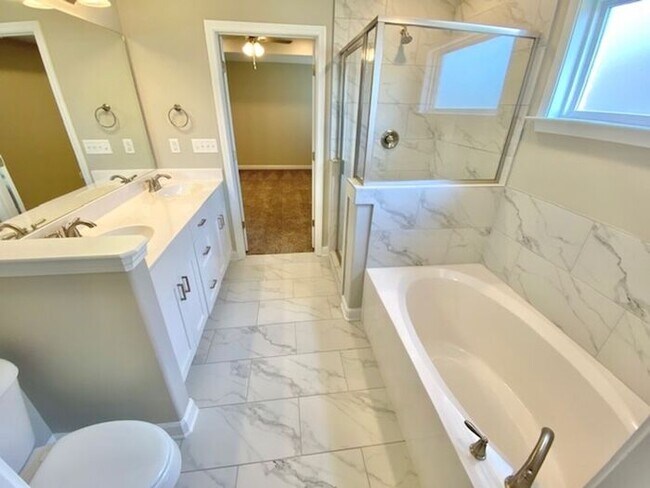 Building Photo - Now Leasing in Southaven @ Rasco Farms- 4-Bedroom 2.5 Bath Home-Availalbe Now!