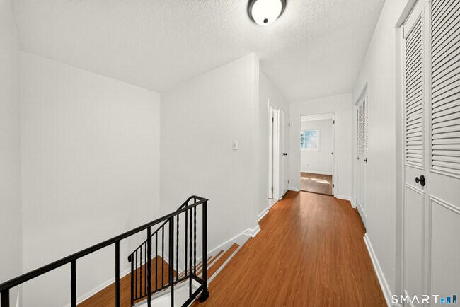 Building Photo - 236 Edgemoor Rd