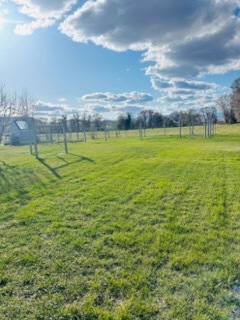 Building Photo - 40 Dillmont Ln