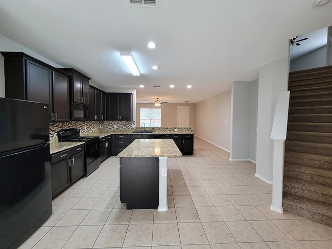 Building Photo - 5-Bed Home with Two Primary Suites & Game Room in Northwest ISD