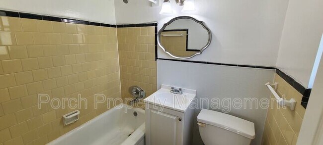 Building Photo - 102 Ellis Dr