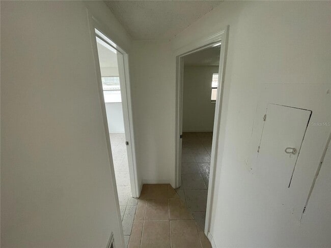 Building Photo - 5313 Avery Rd