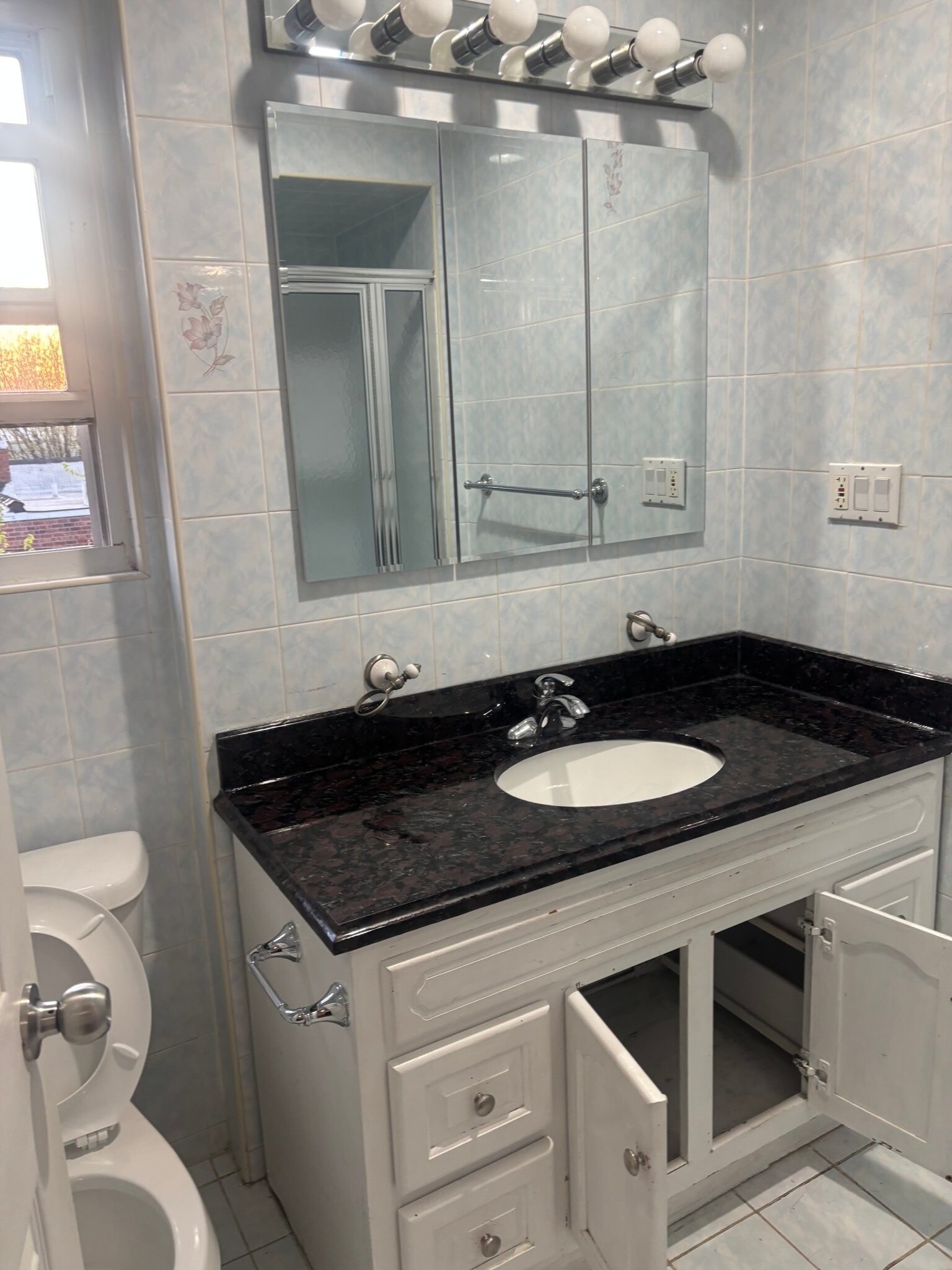 Building Photo - 25-07 College Point Blvd