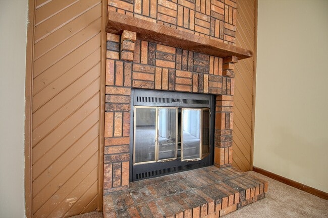 Building Photo - 2324 SW 19th St