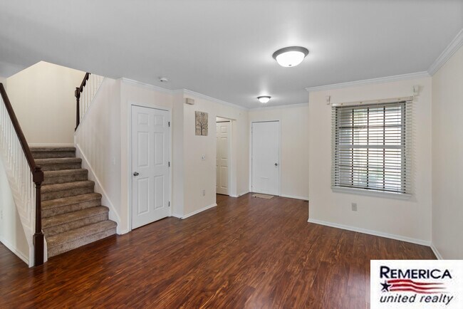 Building Photo - 45189 Horseshoe Dr