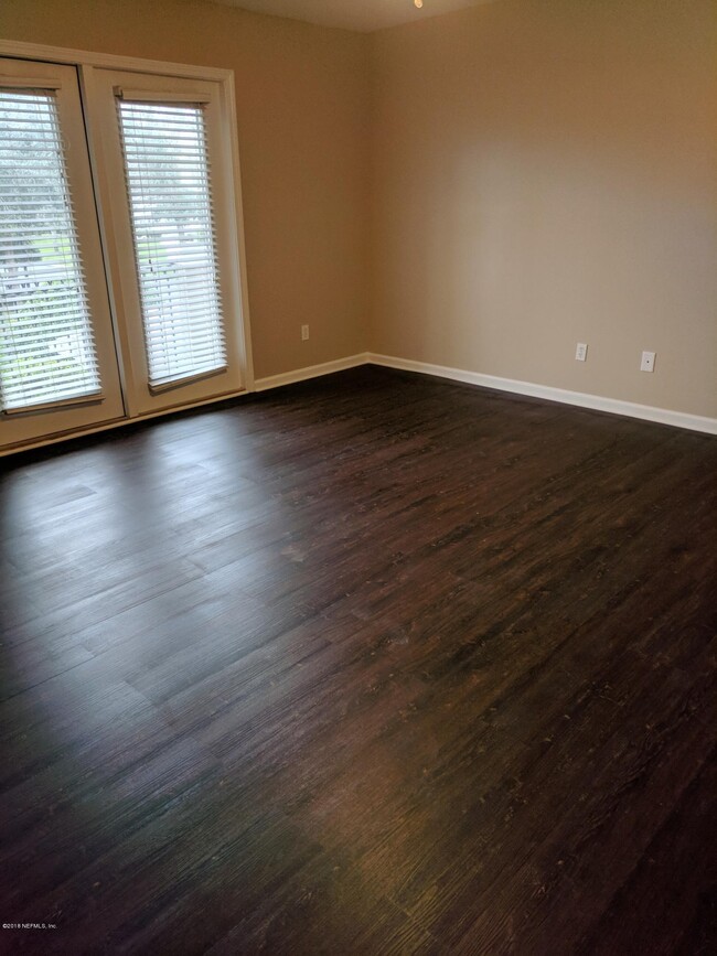 Building Photo - 218 Jardin De Mer Pl