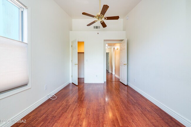 Building Photo - 11776 N Labyrinth Dr