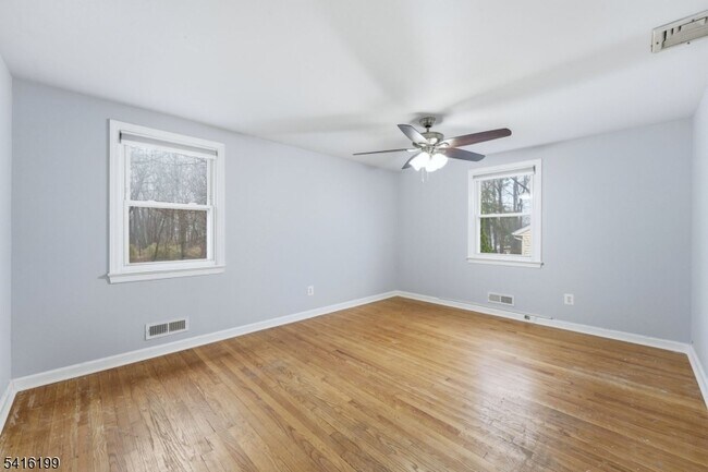 Building Photo - 30 Arden Rd