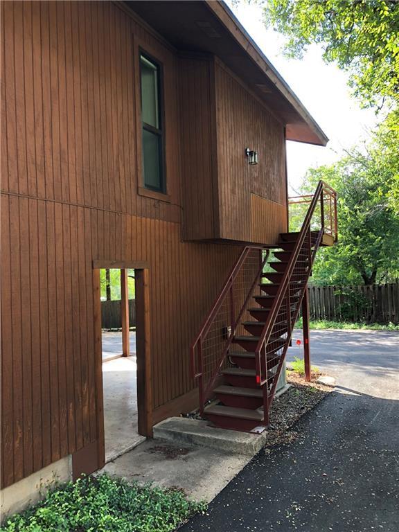 Building Photo - 2102 Rabb Rd