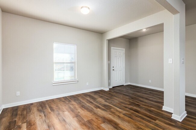 Building Photo - WESTPOINTE AT FRONTERRA