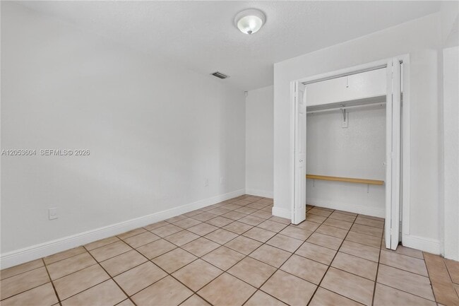 Building Photo - 14726 SW 82nd Terrace