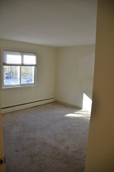 Building Photo - 41 Lionel Ave