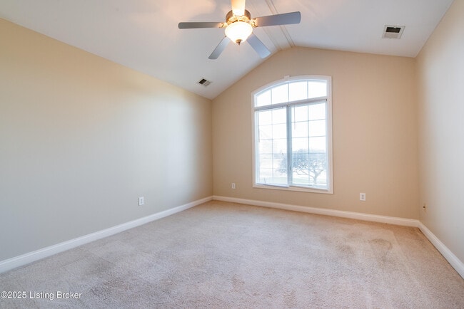 Building Photo - 1006 Champions Cir