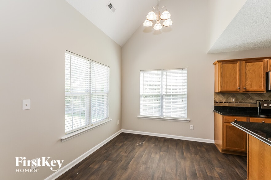 Building Photo - 1051 Enderbury Dr