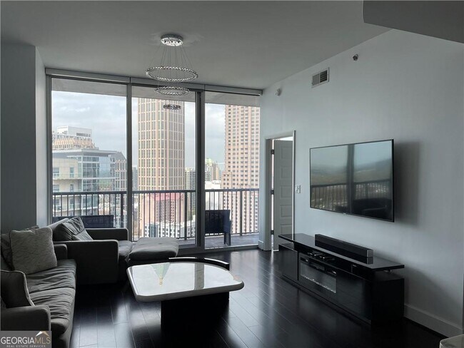 Building Photo - 1080 Peachtree St NE