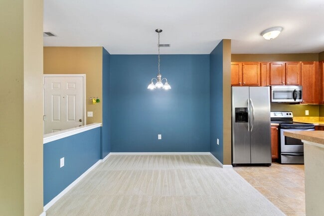Building Photo - 5329 Warminster Dr