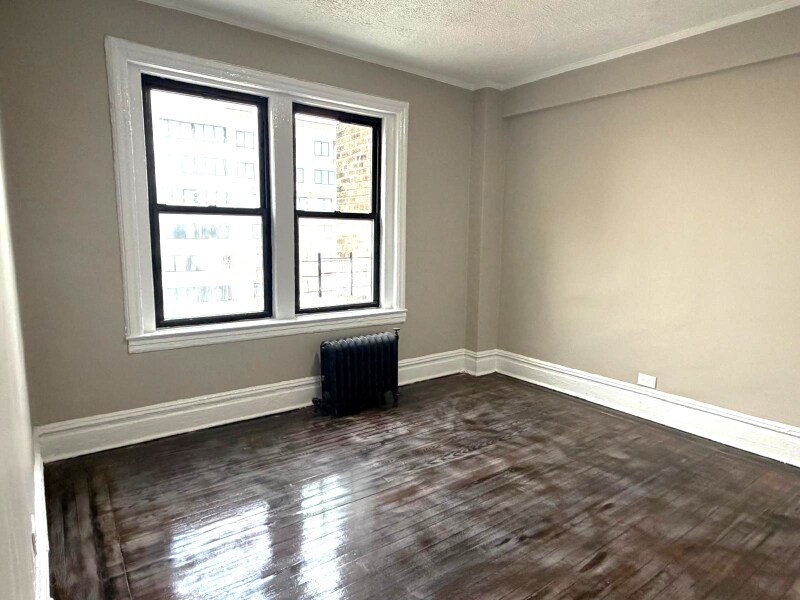 Building Photo - 157 S Harrison St