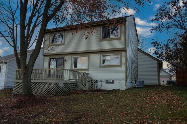 Building Photo - Rochester Hills 3 Bedroom Detached Condo