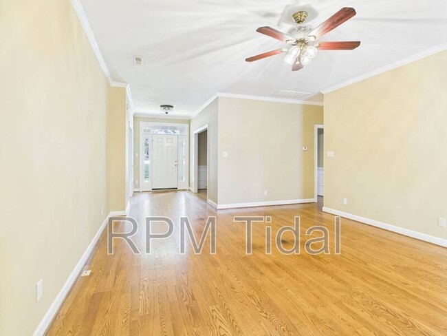 Building Photo - 4905 Burnley Dr
