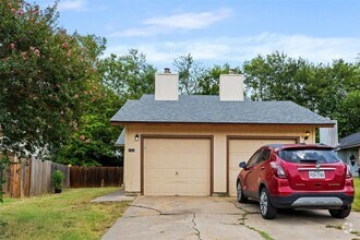 Building Photo - 1805 Rawhide Dr