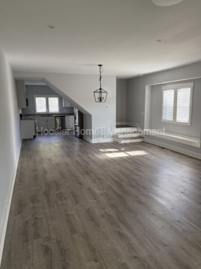 Building Photo - 2519 N College Ave