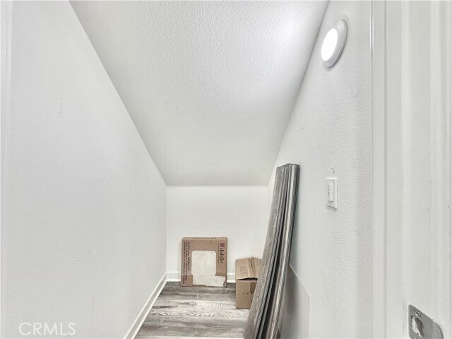 Building Photo - 160 Stage
