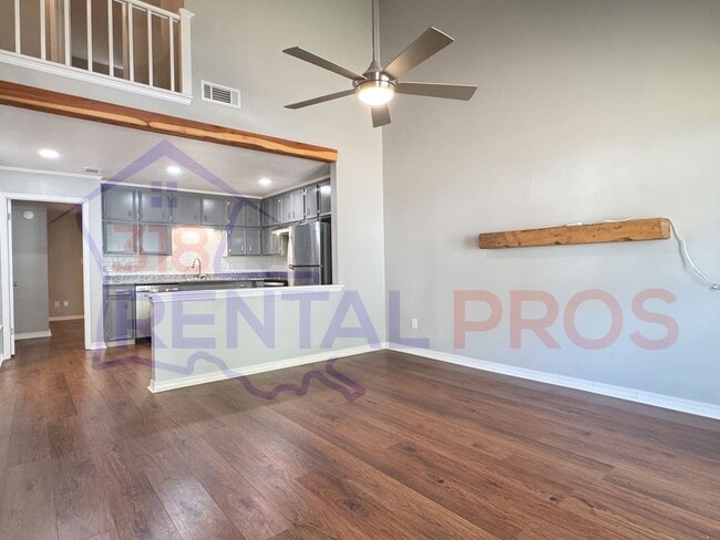 Building Photo - 2 Bed, 2 Bath Townhouse in Ruston!