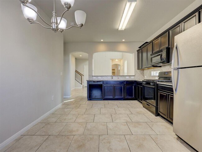 Building Photo - 408 Epiphany Ln