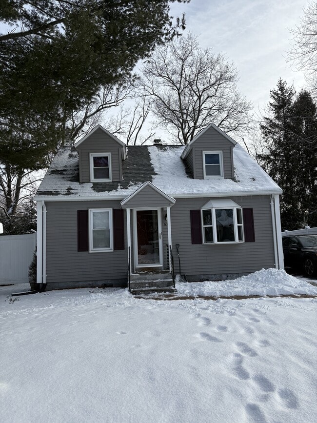 Building Photo - 63 Granger St