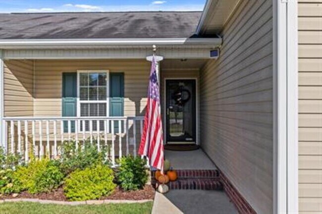 Building Photo - 600 S Buckeye Dr
